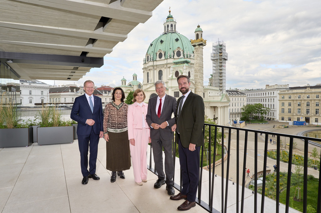 LH-Stv. Stefan Schnöll mit seinen Resortkolleginnen und -kollegen im Bereich Kultur: LH Thomas Stelzer (Oberösterreich), StR Veronica Kaup-Hasler (Wien), Landesstatthalterin Barbara Schöbi-Fink (Vorarlberg) sowie LH Peter Kaiser (Kärnten).